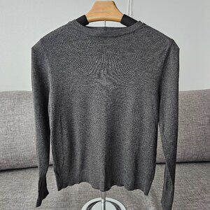 Long sleeve knitwear